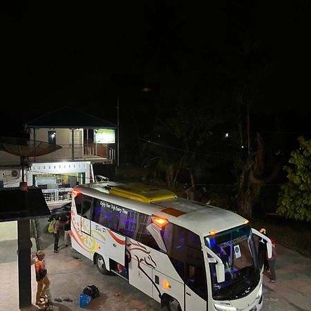 Penginapan Malompek Syariah Padang  Zewnętrze zdjęcie